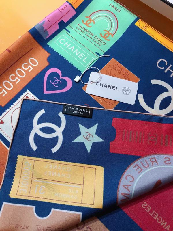 Chanel silk scarf 90X90cm E06 (16)